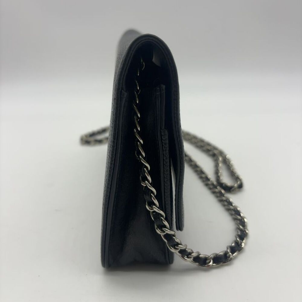 CHANEL Caviar Leather Wallet on Chain - Picture 4 of 8
